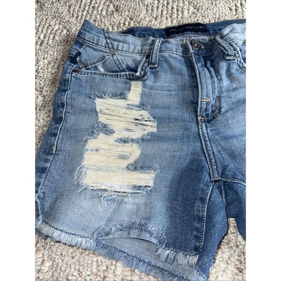 Rock & Republic Womens Denim Jean Shorts Distressed Pockets Size 6 - Picture 3 of 6